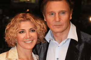 Liam Neesont lesújtotta felesége hirtelen halála, de lenyelte a fájdalmát, hogy erős maradjon tinédzser fiai miatt