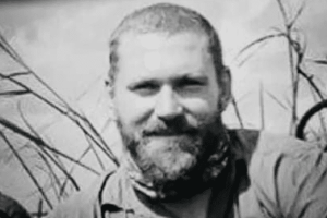 A haldokló férj és apa hagy egy szívszorító utolsó hangüzenetet a feleségének a halálos kígyóharapás után