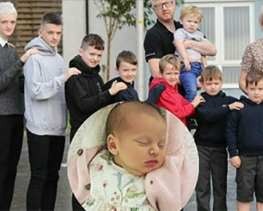 10 fiú után ez a 39 éves anyuka végre egy kislánynak ad életet