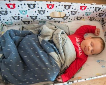 A finn anyák már 84 éve kapnak ingyenesen egy „babadobozt”, amely alapvető dolgokat tartalmaz, és ez elképesztő!