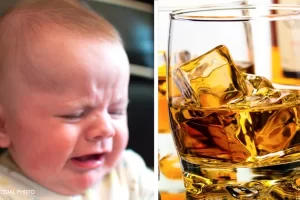 A 6 hónapos babának jön a foga, és elviszik a nagymamához: whiskyt ad neki